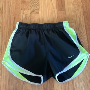 Nike women’s shorts